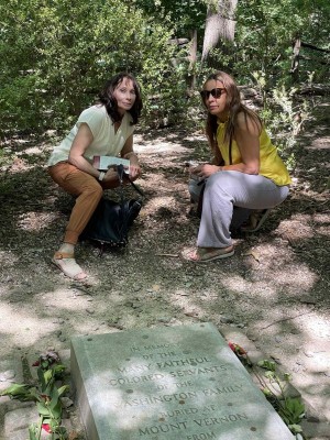 Sisters Paying Homage